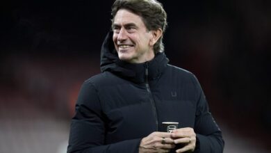 يقول توماس فرانك لاعب توتنهام إنه لم يلاحظ استخدام الكأس التي تحمل علامة أرسنال قبل مباراة بورنموث