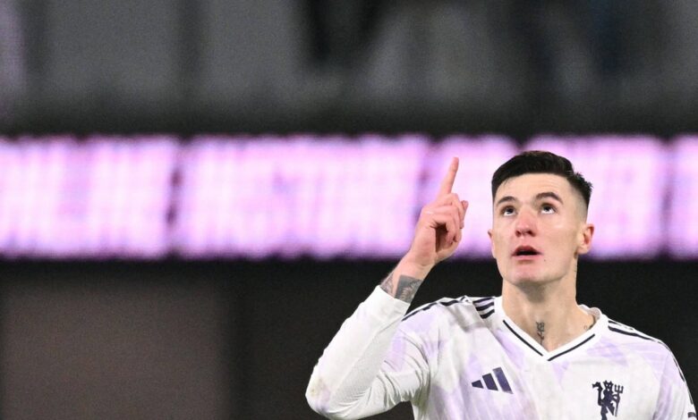 بيرنلي 2 مانشستر يونايتد 2 – ماذا تغير فليتشر؟ بعض نقاط الضعف المألوفة؟ أفضل عرض لسيسكو حتى الآن؟