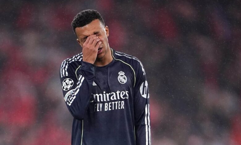 مرحلة المجموعات في دوري أبطال أوروبا لها مزايا ولكنها متضخمة. هذه هي كيفية اصلاحها