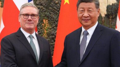 كيف ساعدت كرة مباراة أرسنال ومانشستر يونايتد في الدوري الإنجليزي الممتاز على تحسين العلاقات بين المملكة المتحدة والصين