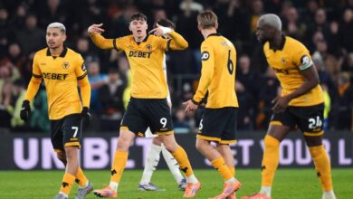 يُظهر تقرير الانتقالات الدولية الصادر عن الاتحاد الدولي لكرة القدم (FIFA) أن مانشستر سيتي يتصدر قائمة المنفقين – مع احتلال ولفرهامبتون المركز السابع