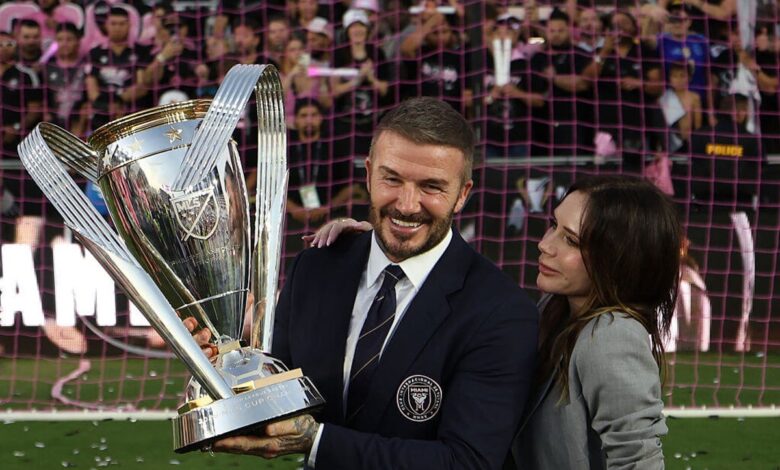 تعلن شركة Fanatics عن شراكة حصرية مع ديفيد بيكهام وسط دفع بطاقة كرة القدم