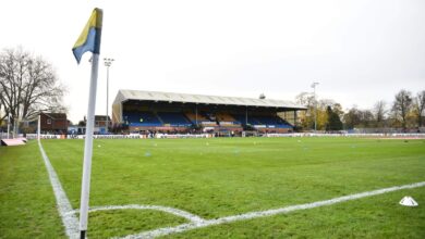 هل تعمد فريق King's Lynn Town إغراق أرض الملعب لتأجيل المباراة؟