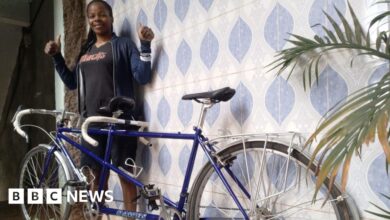 "عرضت دراجتي للبيع - لقد ذهبت من فايف إلى كينيا"