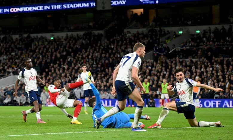 كيف تكيف أرسنال مع نظام إيجور تيودور التكتيكي بشكل أكثر فاعلية مما فعل توتنهام