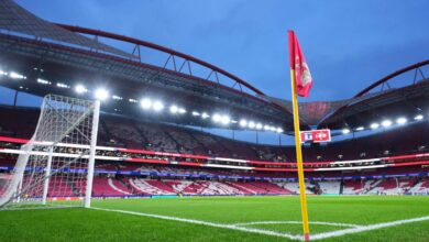 بنفيكا يوقف خمسة من مشجعيه بسبب أفعال "ذات طبيعة عنصرية" في مباراة ريال مدريد