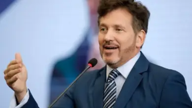 اليخاندرو رئيس اتحاد امريكا الجنوبية لكرة القدم