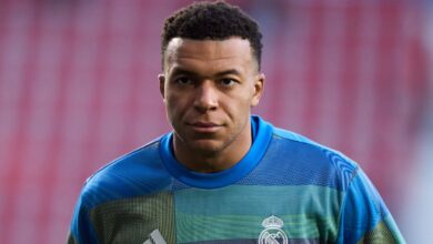 انضم كل من كيليان مبابي وجود بيلينجهام إلى قائمة ريال مدريد لمباراة مانشستر سيتي