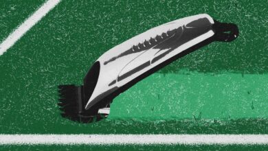 مصفف الشعر الذي يطير عبر المحيط الأطلسي لقص شعر لاعبي كرة القدم: "يريدون قطعة من الأرجنتين"